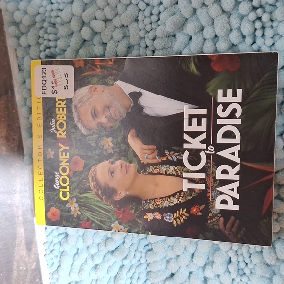 Other - 8 for $20 Ticket to paradise DVD collectors edition